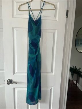 Dynamite | Dresses | Dynamite Camilla Off The Shoulder Dress In Blue  Floralpaisley On White Size L | Poshmark
